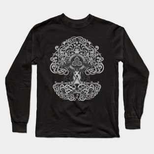 Yggdrasil Norse Viking Tree of Life Pagan Mythology Knotwork Long Sleeve T-Shirt